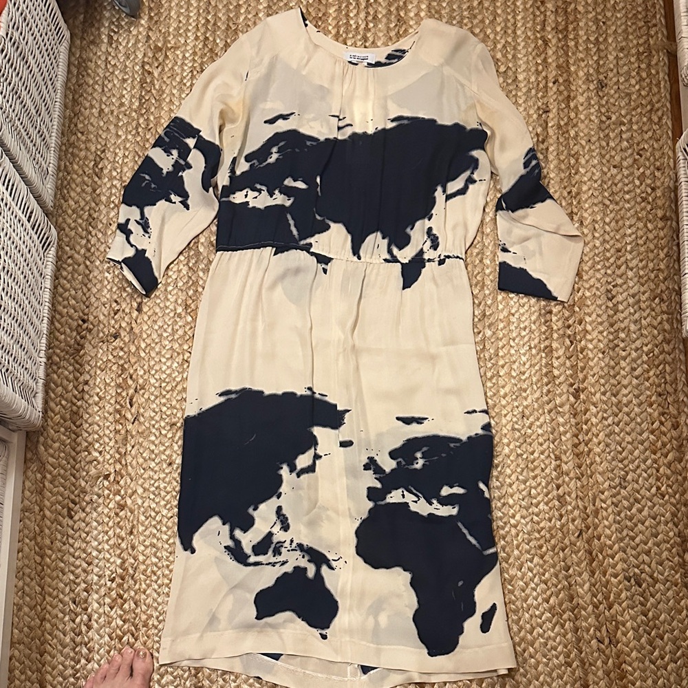 Chic Cream and Black Map Print Dress